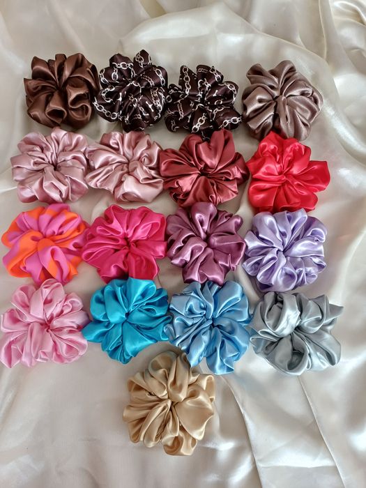 Сатенени скрънчита в кутия