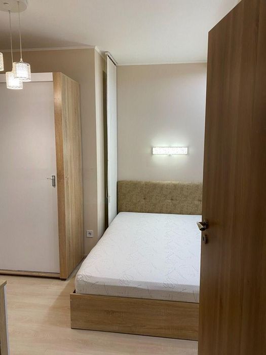 Дава се под наем Тристаен апартамент в София, Кръстова вада - 98 кв.м за 899 € - Снимка #10