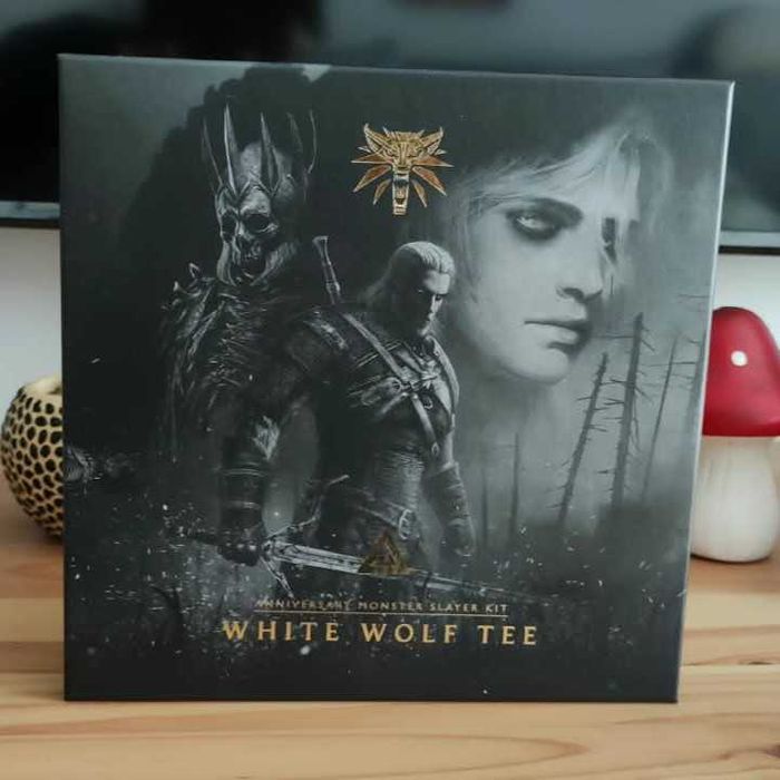 The Witcher 3 WHITE WOLF T-SHIRT - 10th Anniversary Edition