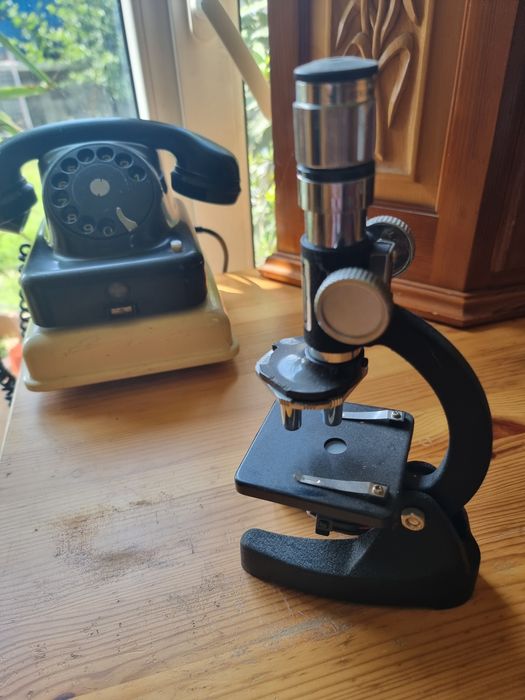 Microscop în stare bună