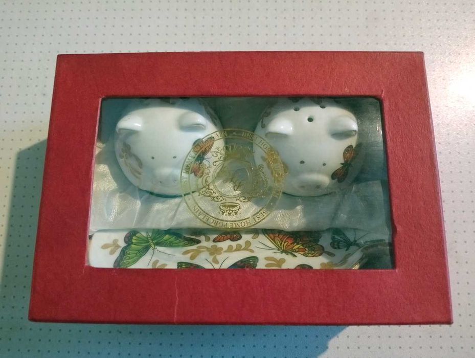 Солонка и перечница