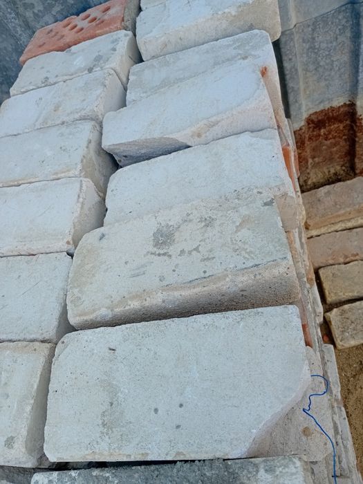 Силикат тастар сатылады