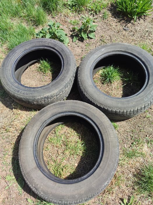 Продам шины 215/60/16