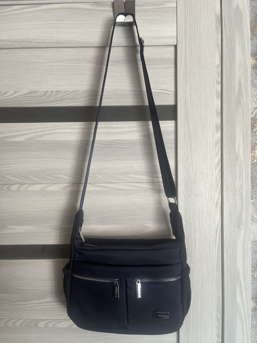 Сумки через плечо.