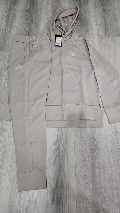 Дамски екип Flair М