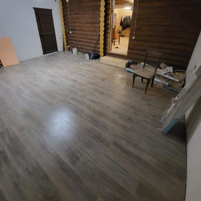 Укладка ламината, наливной пол