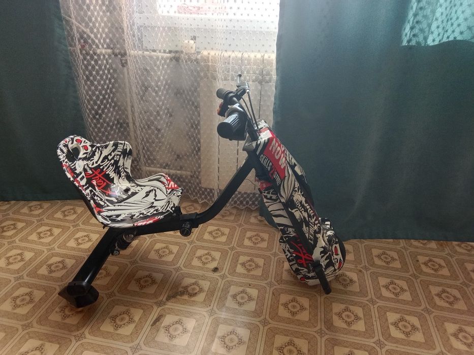 Продам детский трицикл за 45 тысяч
