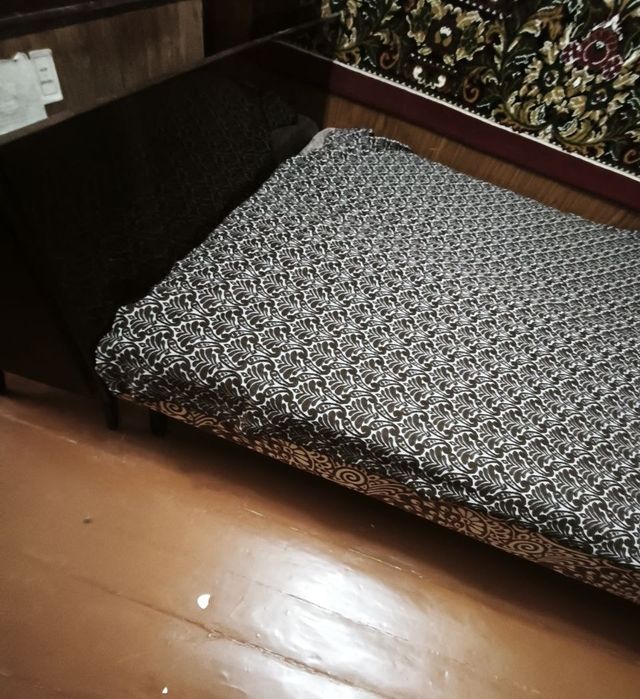 Две односпальные кровати б/у