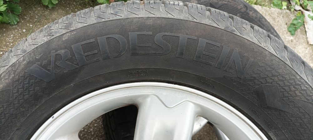 Гуми все сезонни