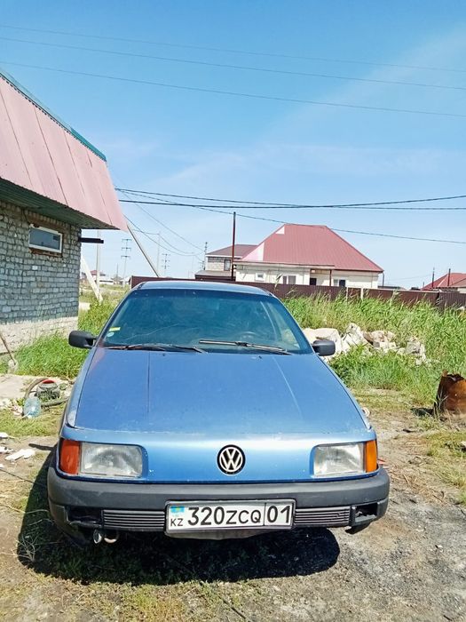 Продам машину Фольксваген Пассат б3