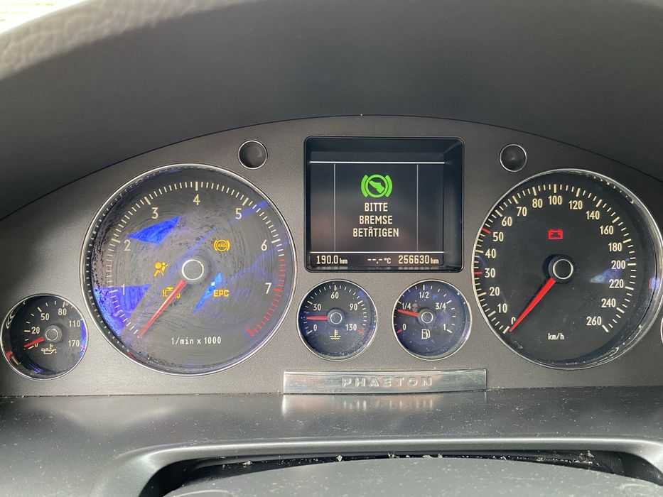 Volkswagen Phaeton 3.2