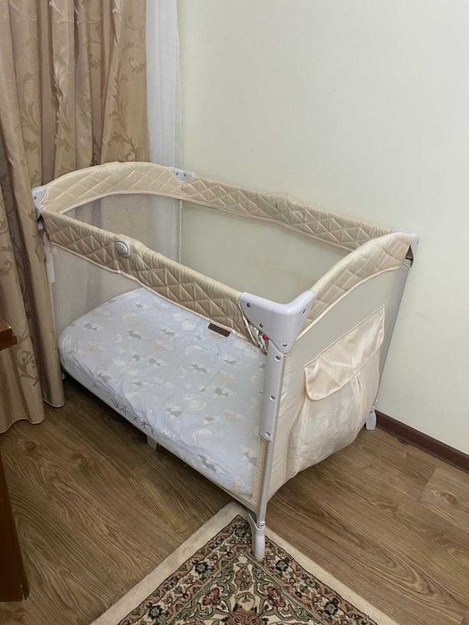 манеж-кровать от Happy Baby