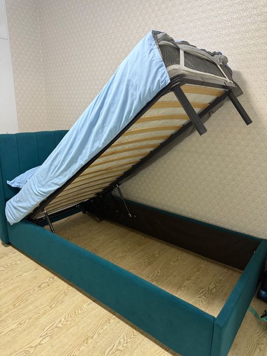 Продам подростковую кровать 2шт