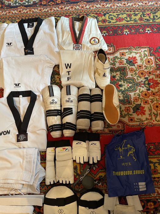 Продам аммуницию для таэквондо и бокса