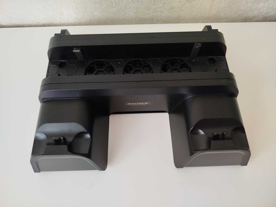 Playstation 4 Станция 3в1м PS4