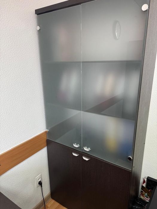 Офисный  мебель , стулья б/у