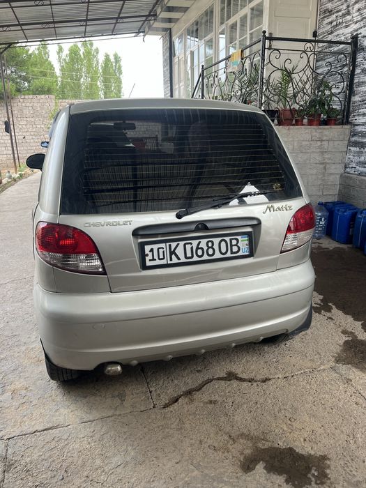 Matiz prostoy moshina yaxshi xolatda hadavoy karobkalarida ishi yoq.