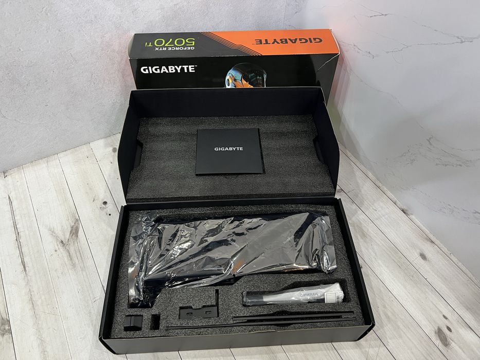 RTX 5070Ti 16Gb Gigabyte Windforce OC