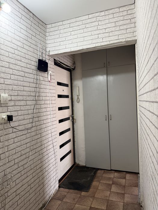 Шкаф в прихожую л