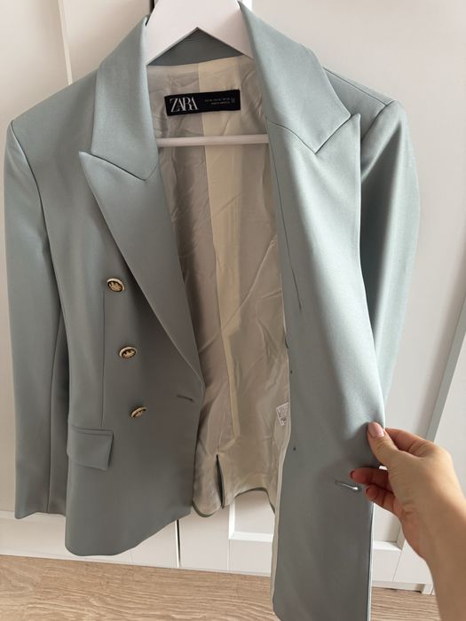 Ново сако Zara и комплект сако и пола