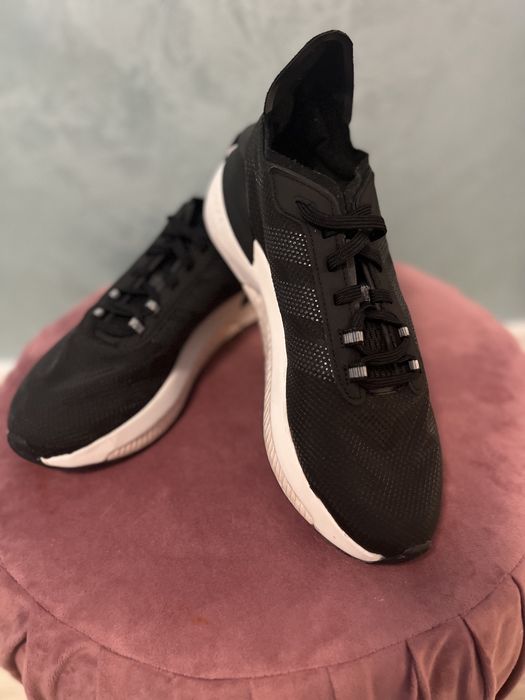 Adidas Avryn 100% original