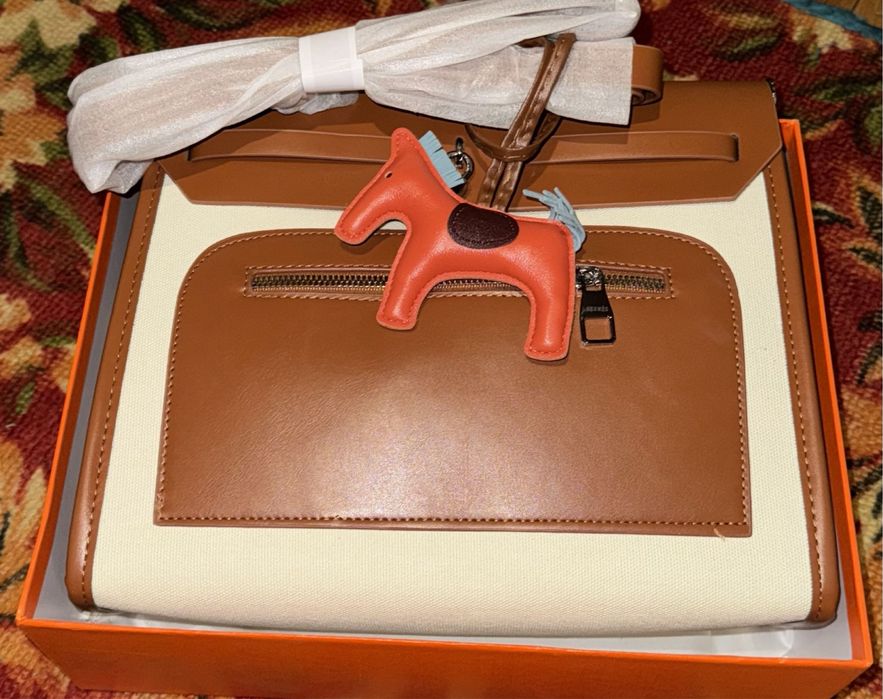 Сумка новая с документами