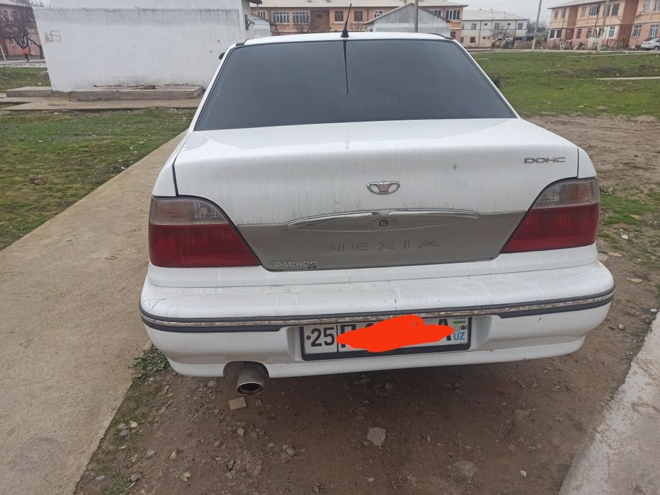 Neksya 1 DOHC sotiladi 2008 moshina xarajatsiz