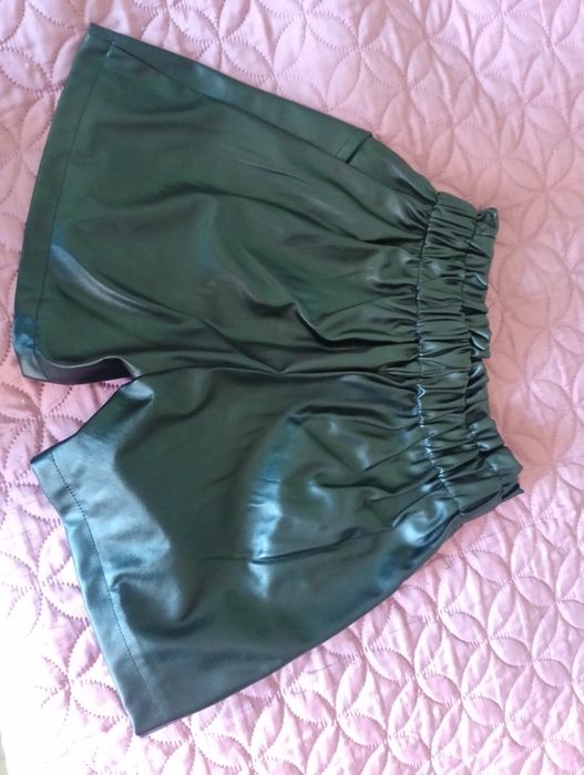 Кожени панталонки,128 и 134