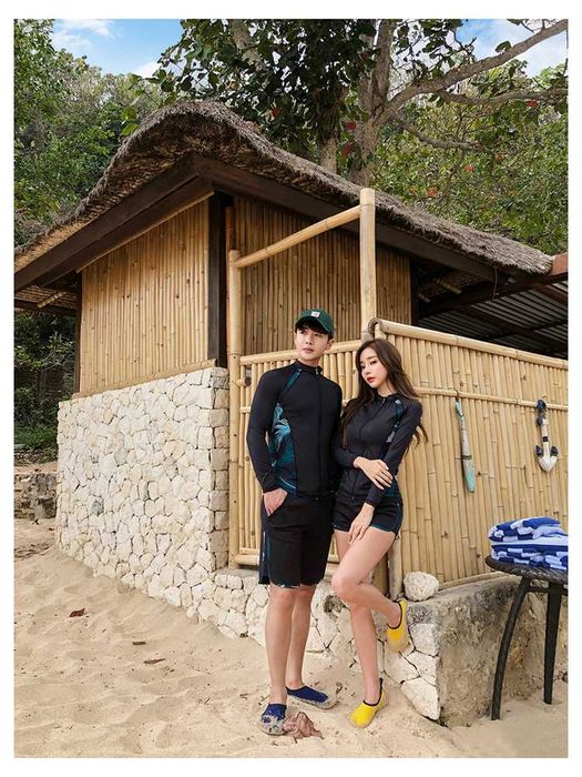 закрытый купальник