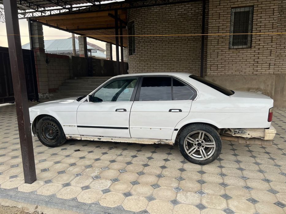 Бэха Е34 на ходу