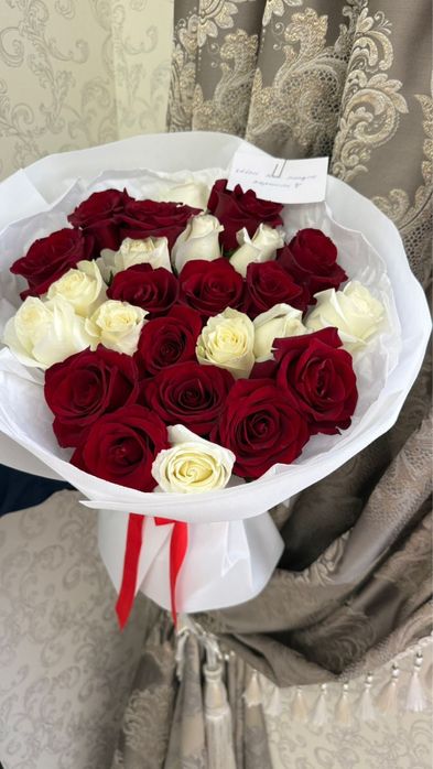 Продам свежие розы 25 штук!