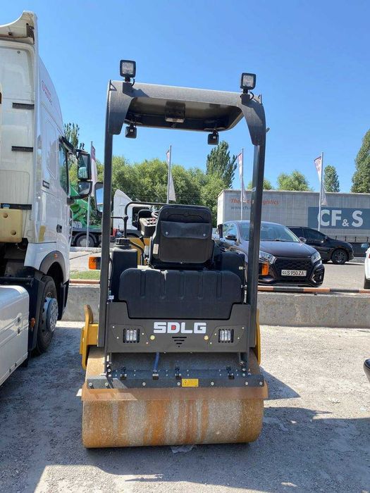 Katok mini SDLG RD730  - 3 т Volvo zavod 2 yil garantiya Orient Ozod