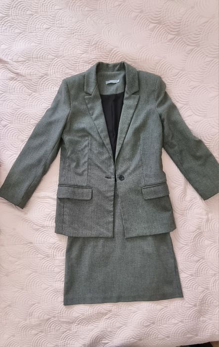 Костюм деловой женский