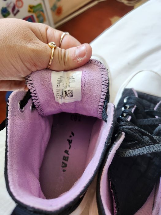Adidasi gheata dama Converse nr 38