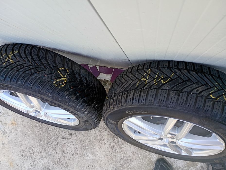 Jante R 16 cu anvelope M+S(Michelin)