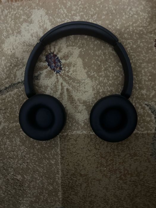 Наушники SONY.