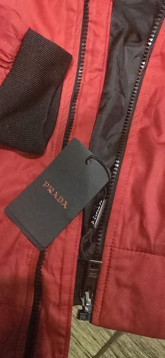 Geaca noua cu eticheta