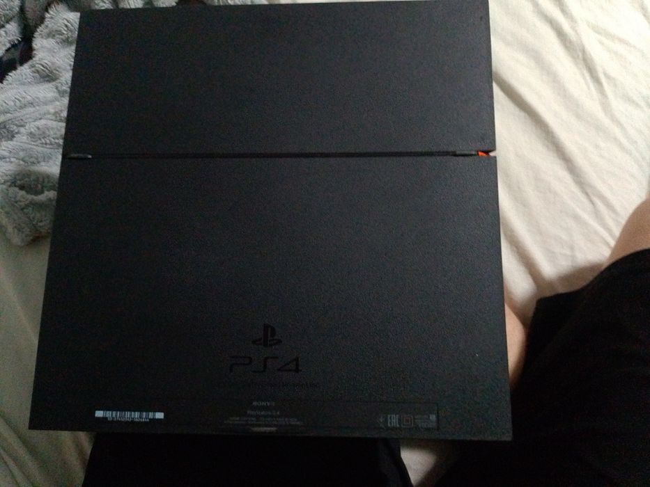 Сони плейстеншен 4 фат