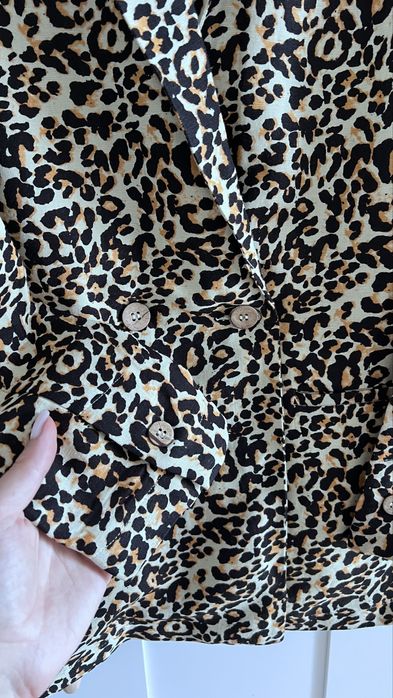 Blazer Mango cu 2 randuri de nasturi, masura XS/S