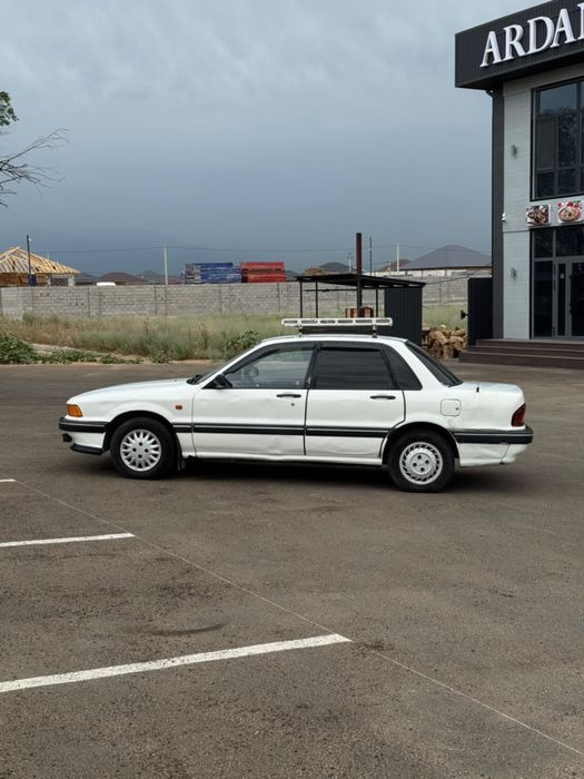 Mitsubichi Galant