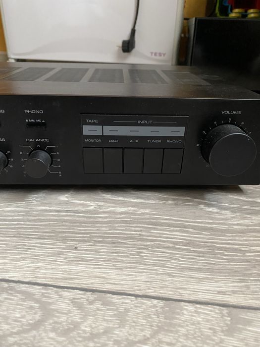 Усилвател Yamaha A400