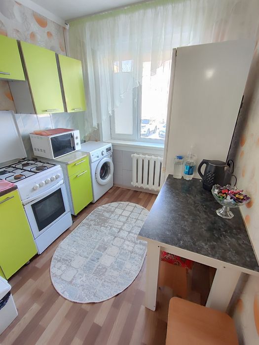 Продам 2-комн (4-32, 1 эт)