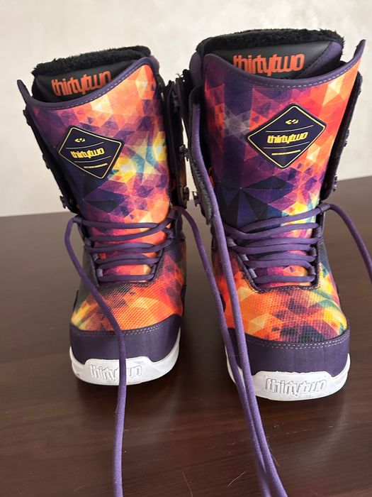 Boots snowboard damă thirtytwo