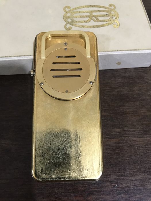 Новые позолоченые-подарочные часы