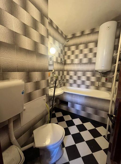 Дава се под наем Двустаен апартамент в Пловдив, Кючук Париж - 65 кв.м за 300 € - Снимка #3