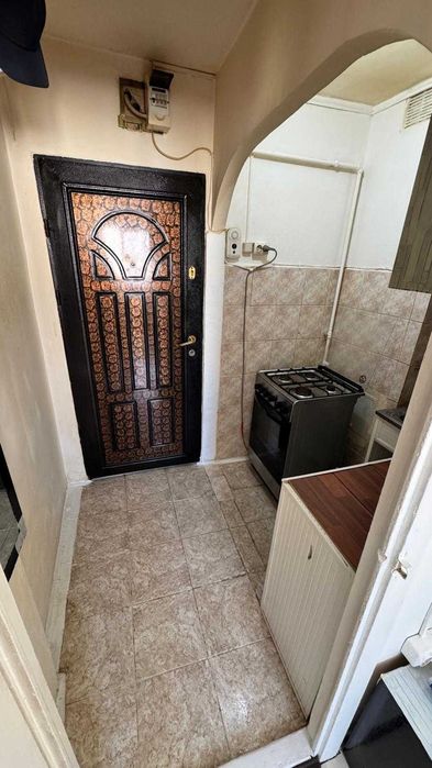 Apartament de vanzare 2 camere în Tractorul – persoană fizică
