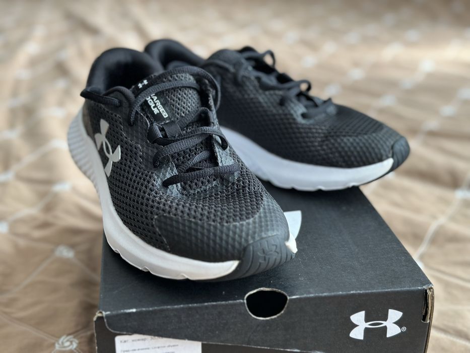 Under Armour Charged Rogue 3