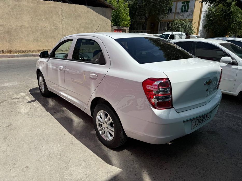 Chevrolet Cobalt 2025 — 3