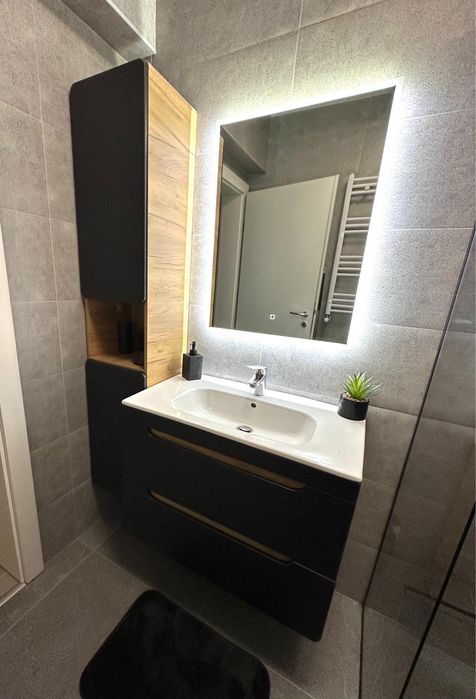 Set mobilier baie, lavoar si baterie Grohe