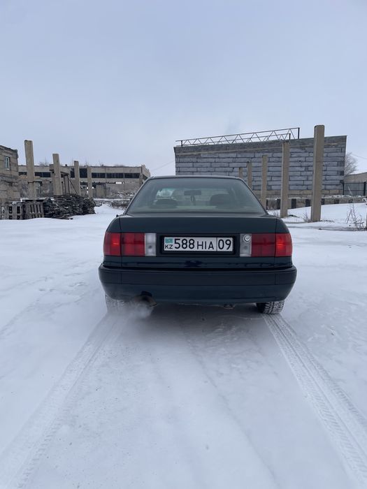 Audi 80 бочка 1992 год
